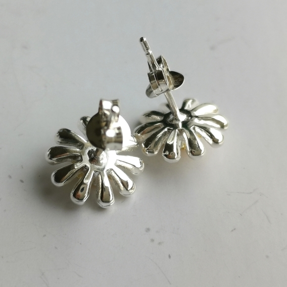 Sterling Silver 14k Gold Daisy Necklace Earring Set - Picture 7 of 13